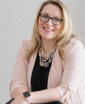 Bonnie Headshot Bonnie Headshot